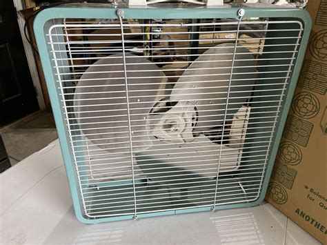 Vintage Eskimo Metal Box FAN 